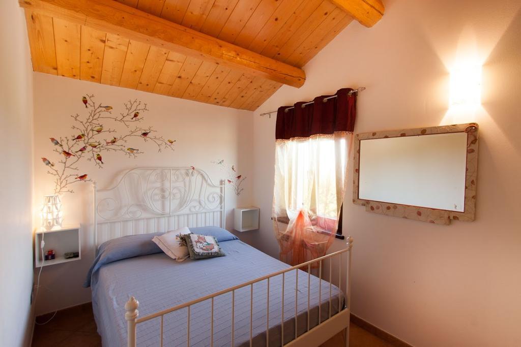 Casa Vacanze Angelica Ostra Vetere Luaran gambar